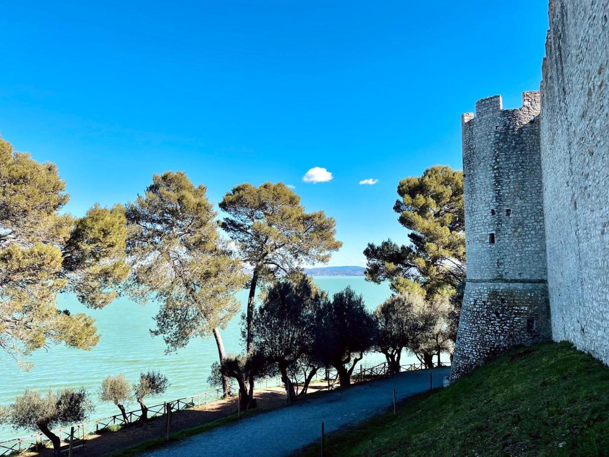 Апарт отель Palazzo Barbini Dimora Storica Кастильоне-дель-Лаго Экстерьер фото